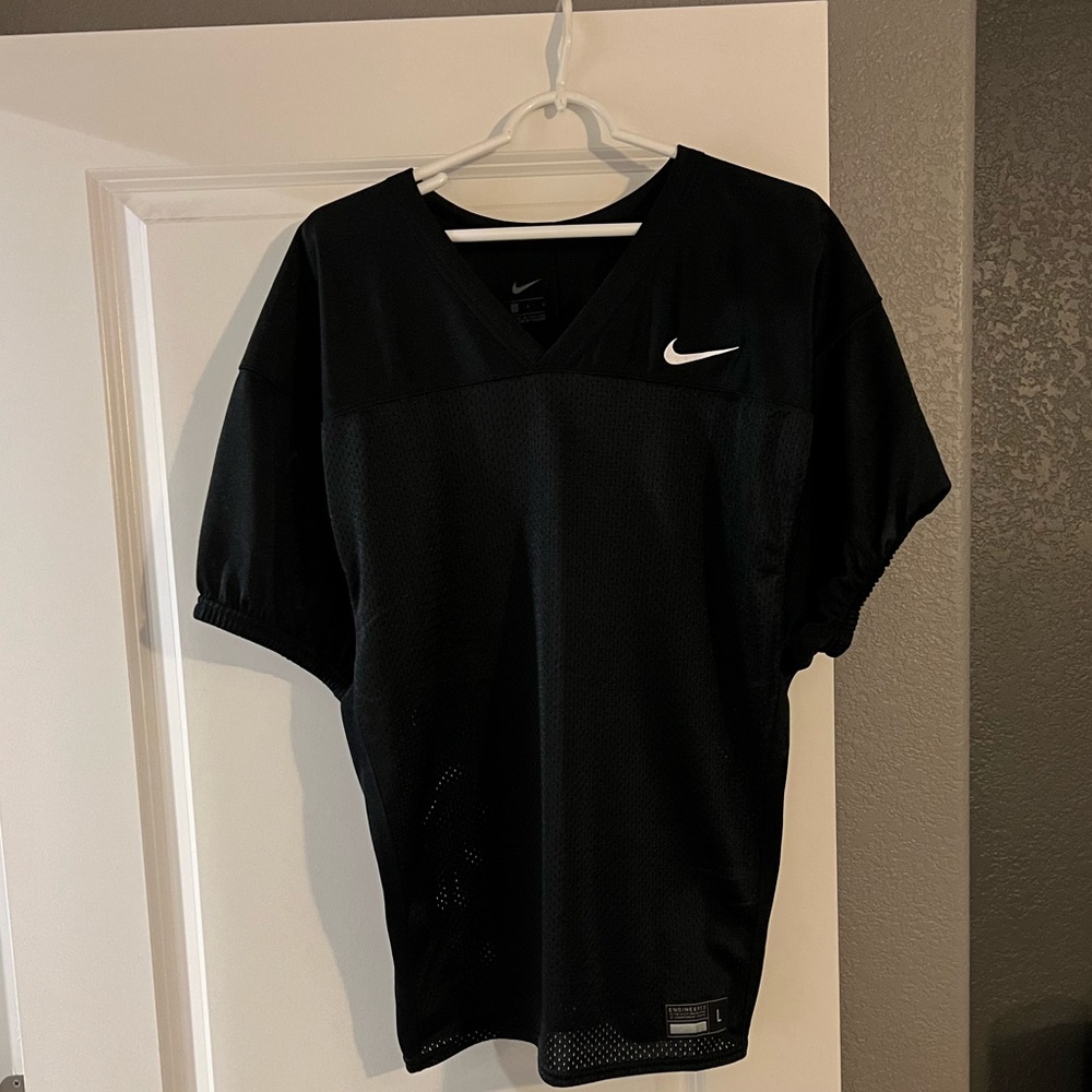Men’s Nike practice football jersey Large